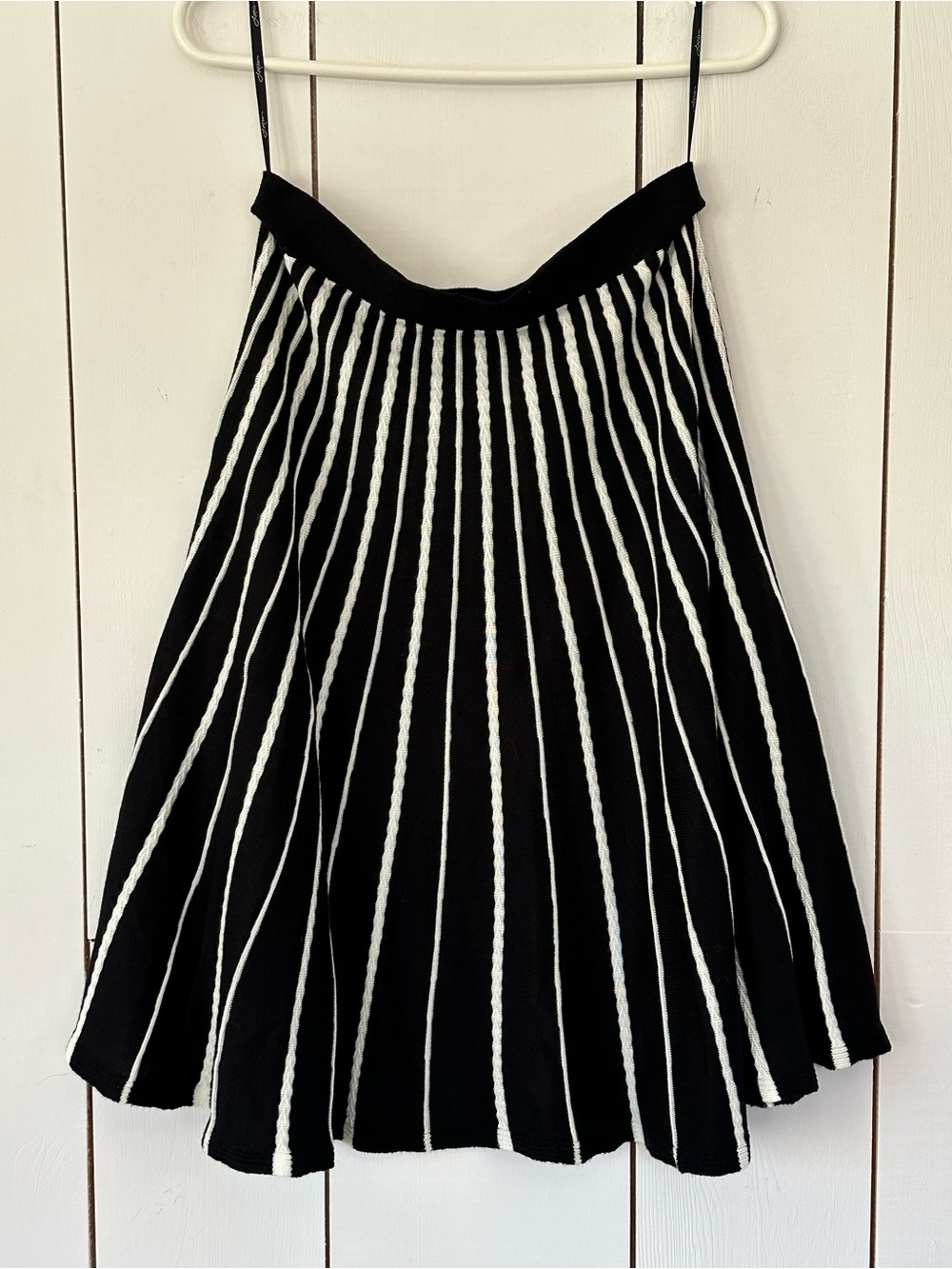 Lapis Vertical Stripe Skater Skirt Sz M Black White